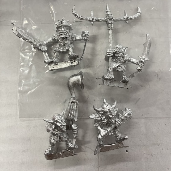 Goblin Hand Weapons - Grubskit�s Choppas - Command Group